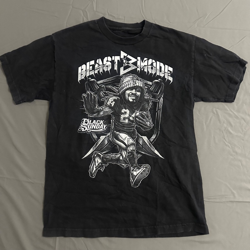 Marshawn Lynch Beast Mode Mens T-Shirt Medium Raiders Football Black‎ Sunday